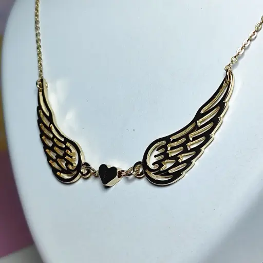 Golden Wings Pendant | Bold and Elegant 